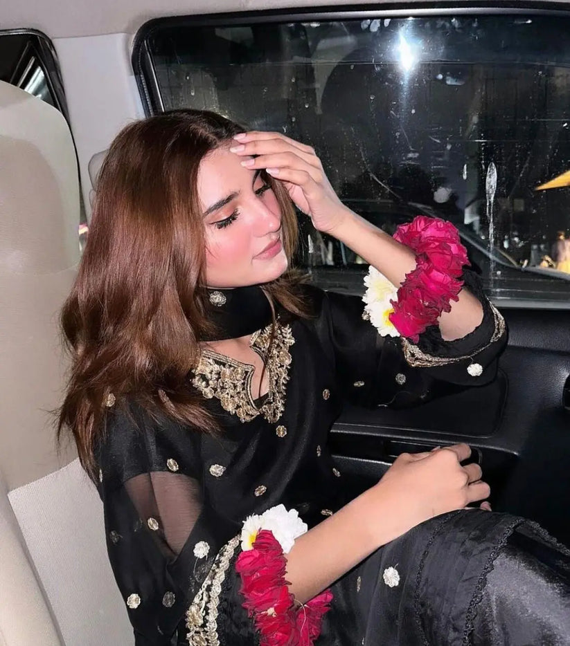 💫 Shafoon Eid Special Name: HANIA AMiR